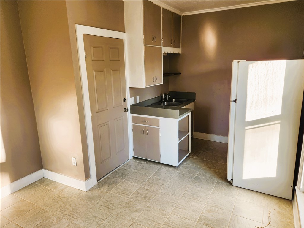 12 North Main Street Murray, NY 14470 - Photo 6 of 23