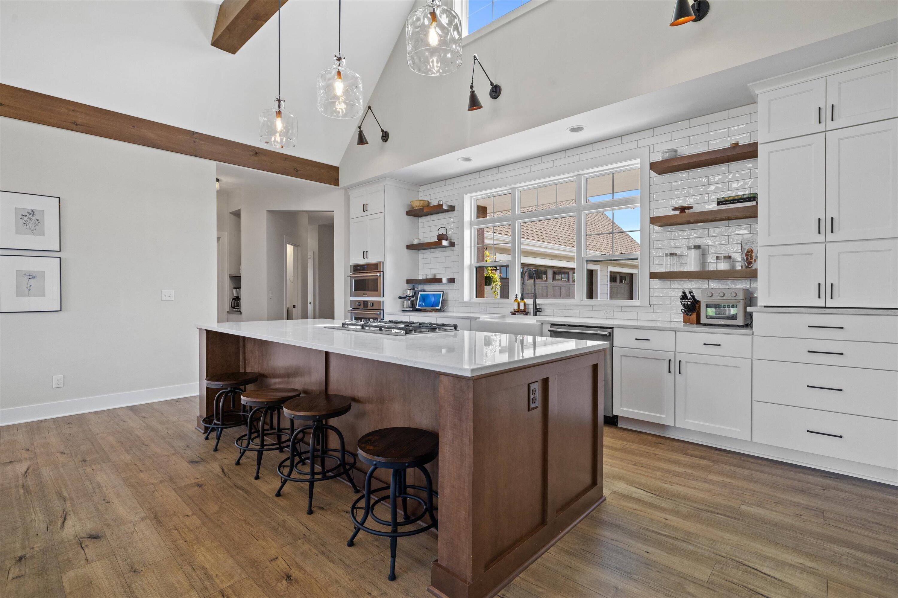 S86-w34670 Knoll Road Eagle, WI 53119 - Photo 6 of 90 Kitchen