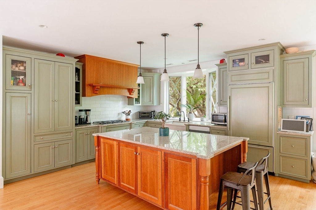 25 Bradford Road Newton, MA 02461 - Photo 2 of 22 Gallery Image 2
