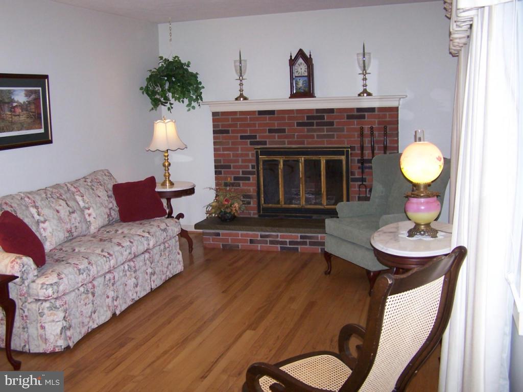 51 Westwind Circle Lititz, PA 17543 - Photo 5 of 16 Gallery Image 5