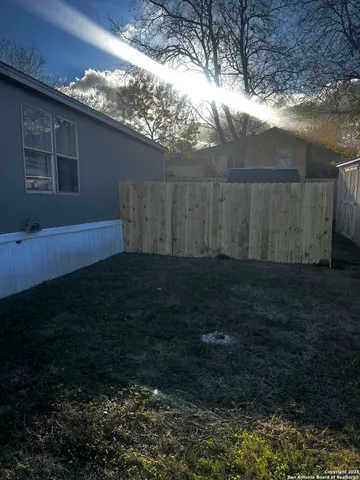 $1,155 | 222 B Street, Converse, TX 78109