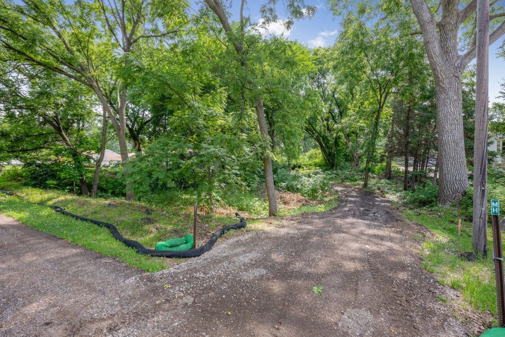 1984 Prosperity Road Maplewood, MN 55109 - Photo 1 of 8