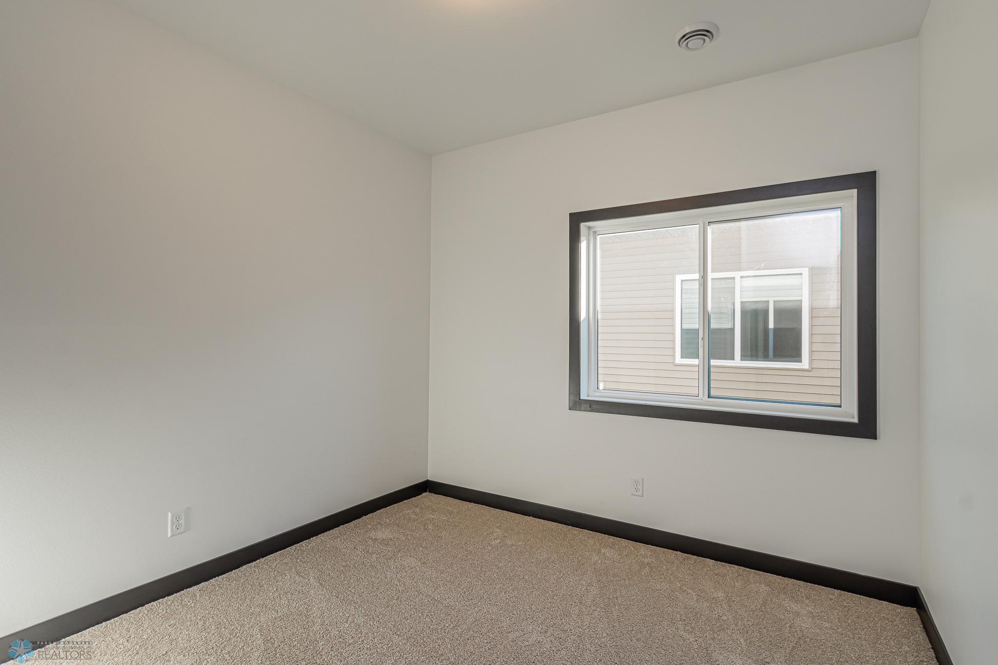 703 10th Street Northwest Frazee, MN 56544 - Photo 15 of 27