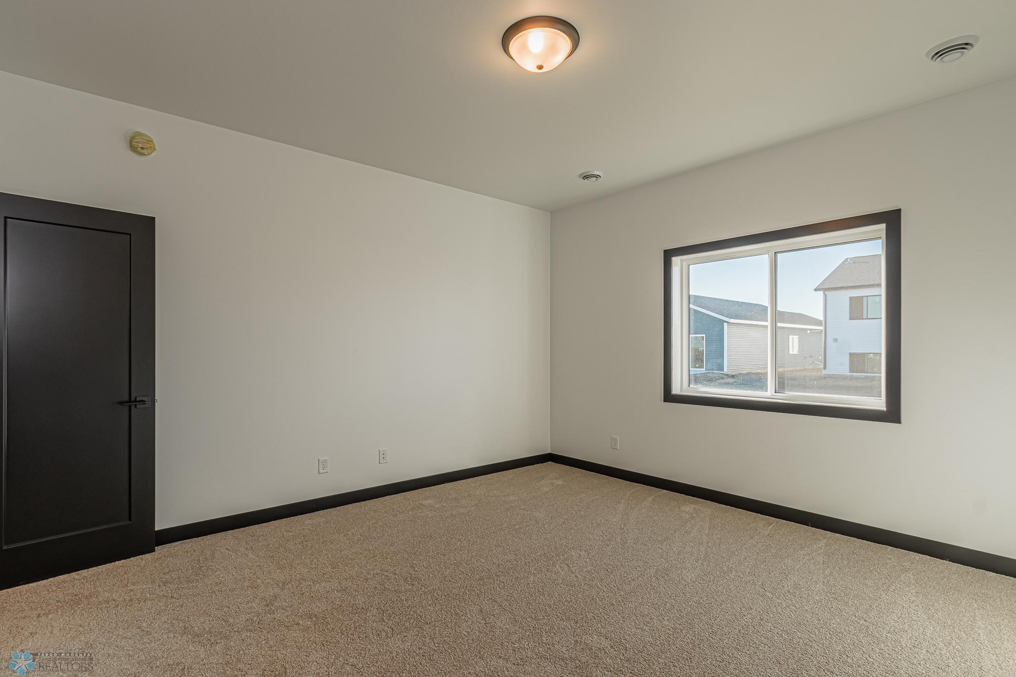 703 10th Street Northwest Frazee, MN 56544 - Photo 20 of 27