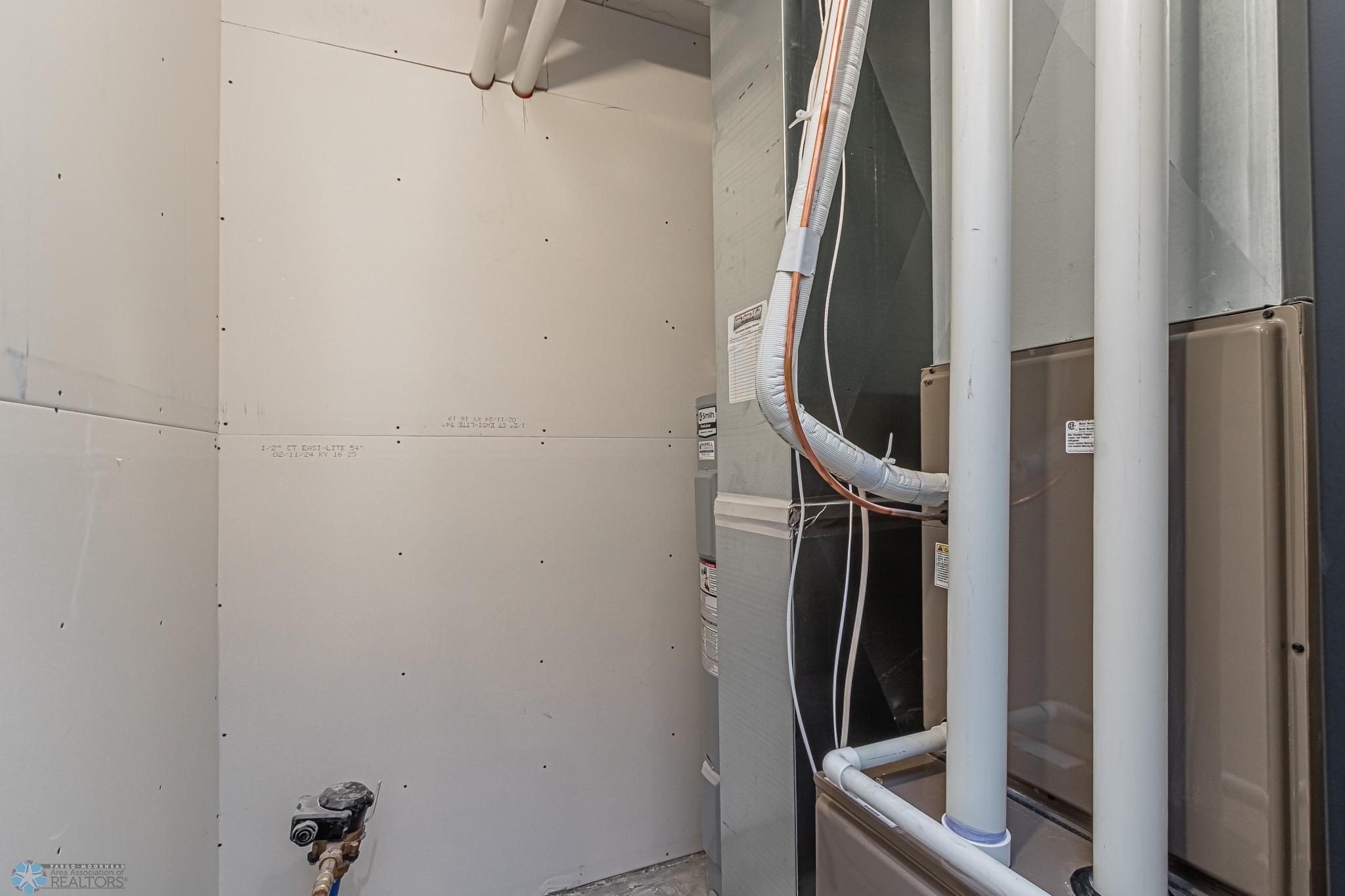 703 10th Street Northwest Frazee, MN 56544 - Photo 26 of 27