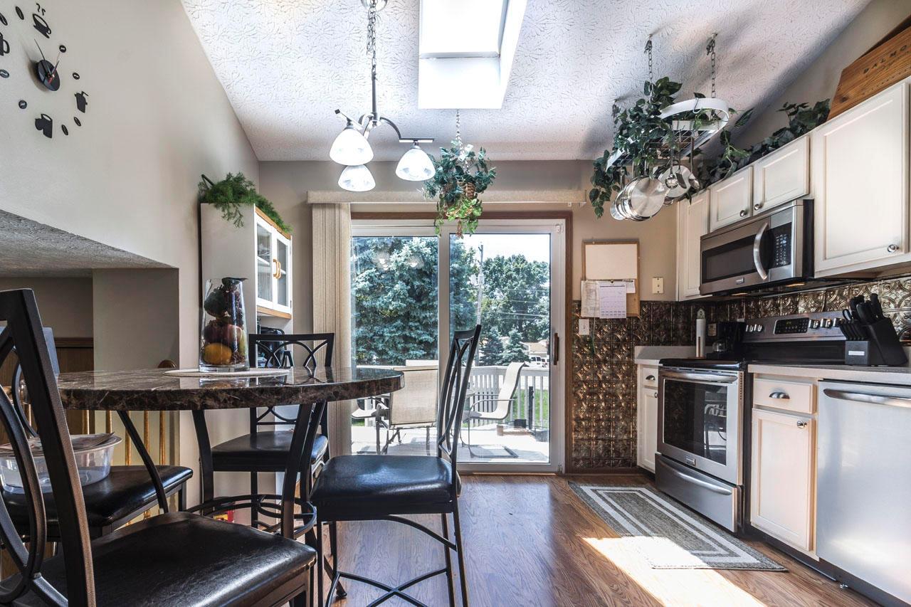 3128 Briar Ridge Road Columbus, OH 43232 - Photo 7 of 20 Gallery Image 7