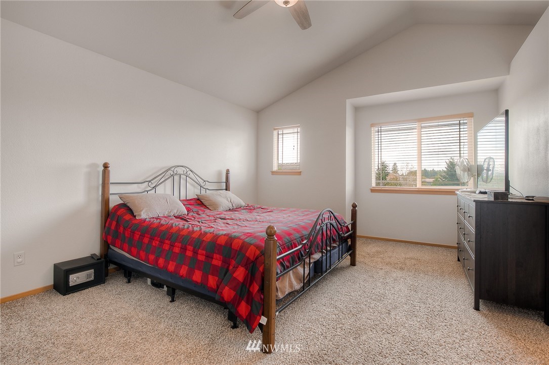 18140 Joseph Drive Southwest Rochester, WA 98579 - Photo 16 of 22