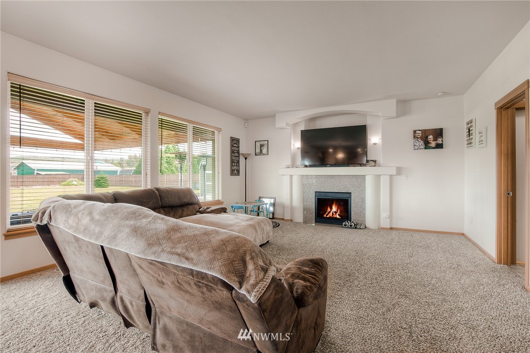 18140 Joseph Drive Southwest Rochester, WA 98579 - Photo 9 of 22
