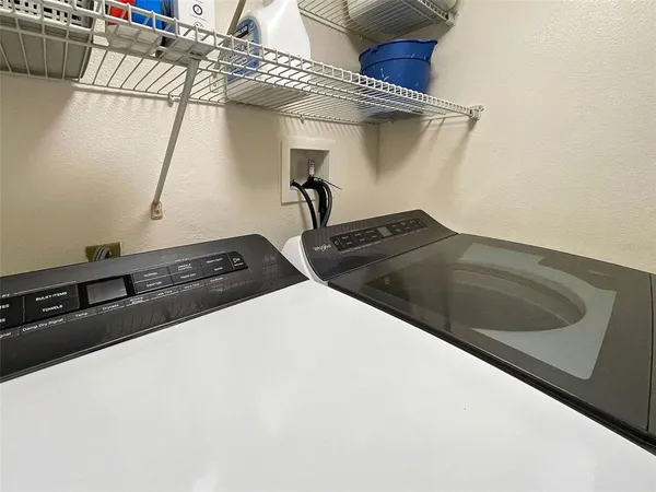 $199,999 | 1405 Pine Lake Drive, Unit 5, Venice, FL 34285