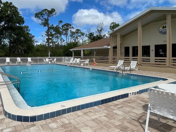 $199,999 | 1405 Pine Lake Drive, Unit 5, Venice, FL 34285