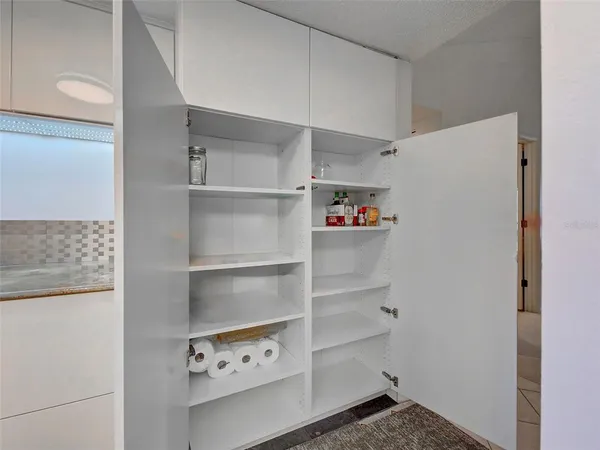 $199,999 | 1405 Pine Lake Drive, Unit 5, Venice, FL 34285