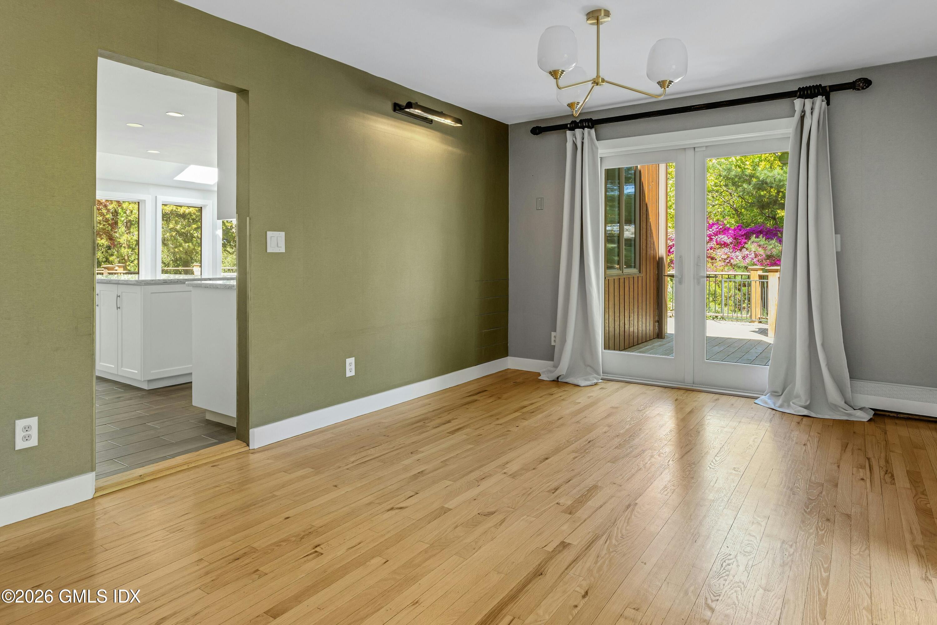 249 Shore Road Greenwich, CT 06830 - Photo 16 of 24 005-492374-_X0A6475_14622660