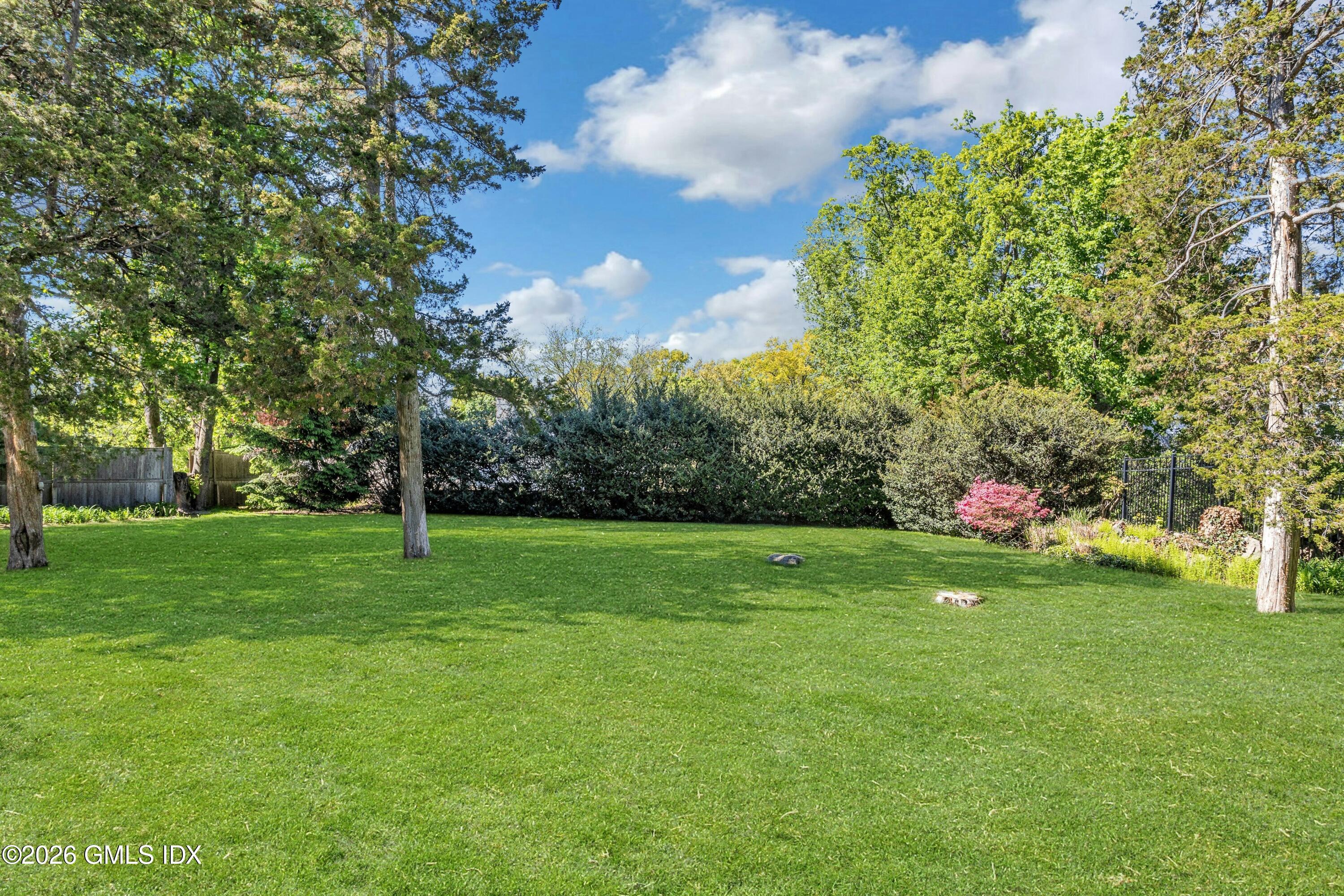 249 Shore Road Greenwich, CT 06830 - Photo 21 of 24 044-492374-_X0A6587_14622696