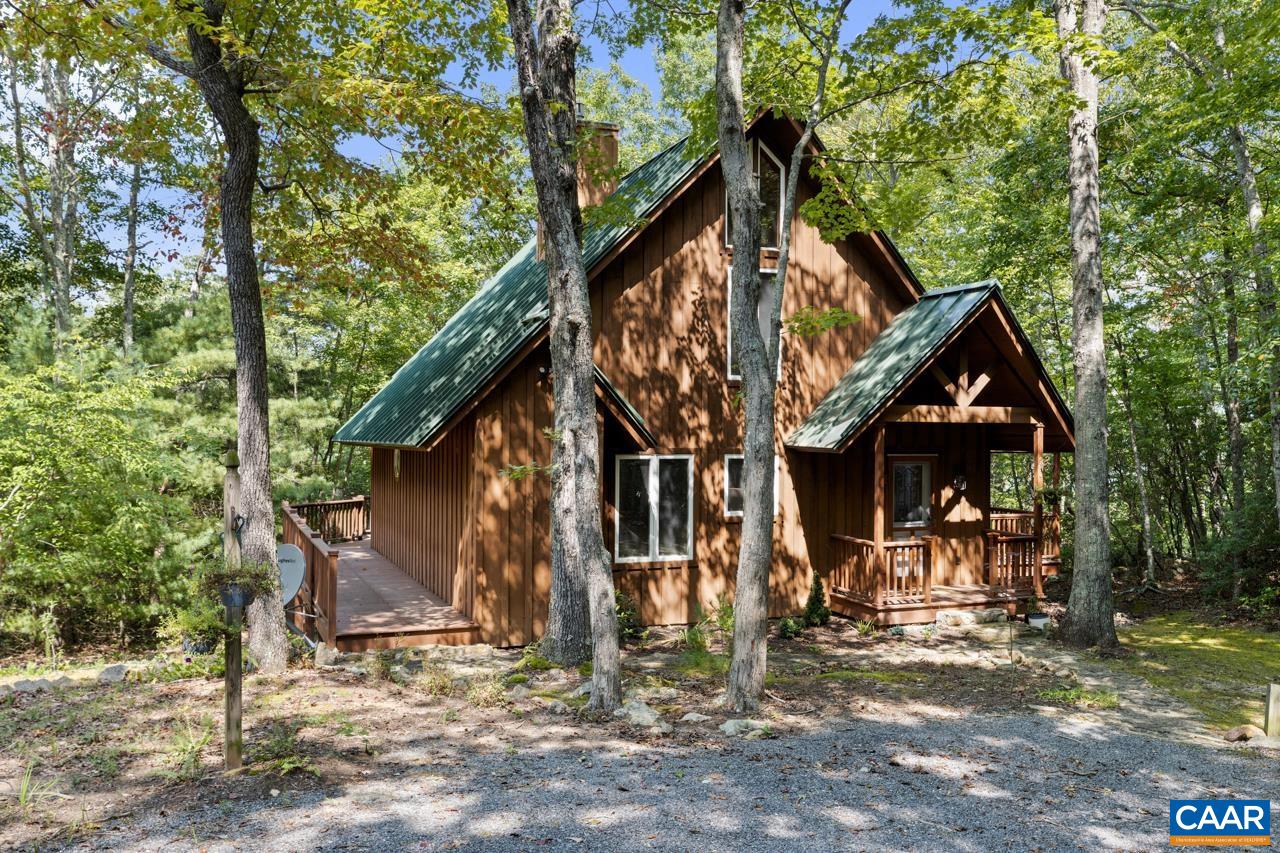 216 Laurel Hollow Road Vesuvius, VA 24483 - Photo 3 of 54 Gallery Image 3