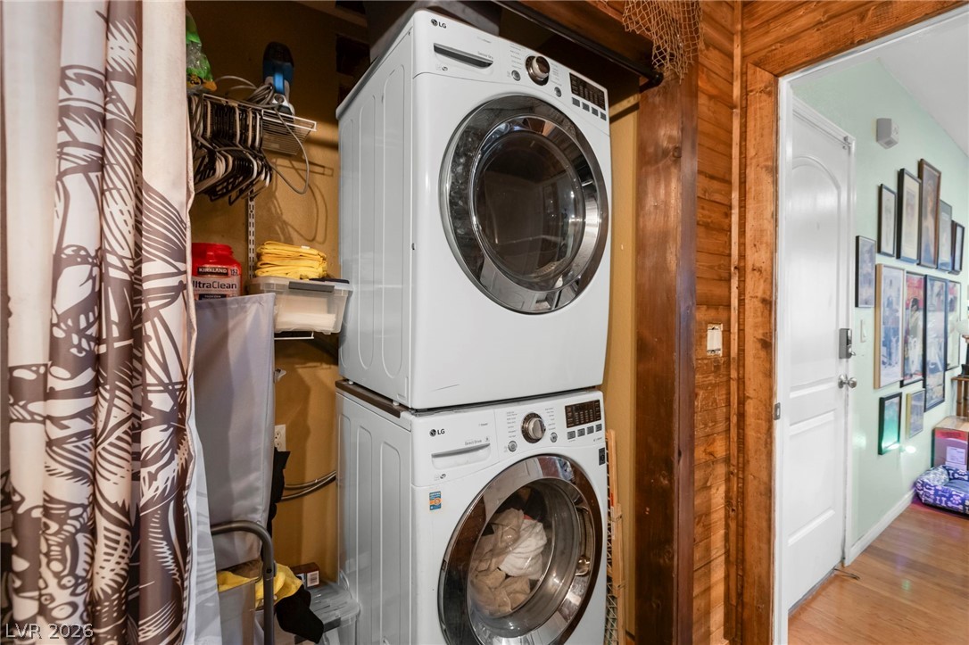 2012 Houdini Street Henderson, NV 89002 - Photo 17 of 40