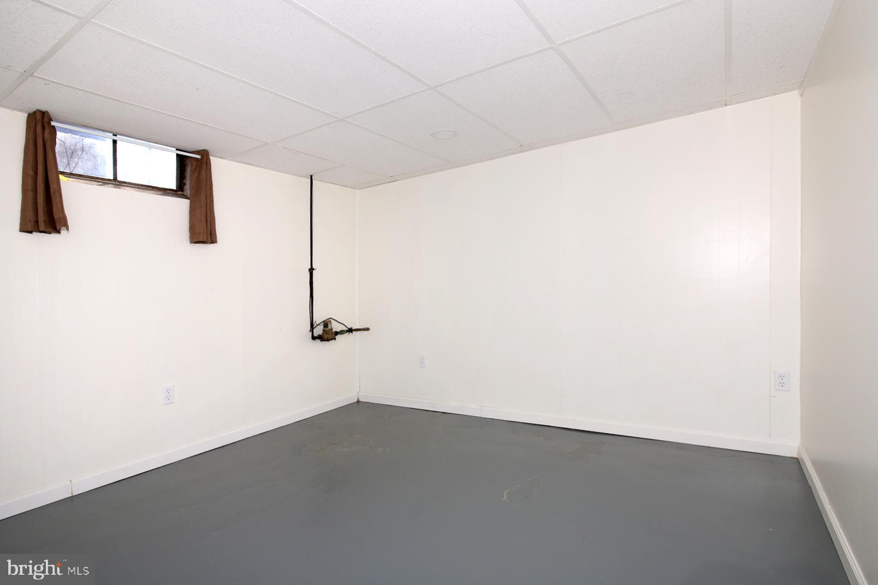 900 State Drive Lebanon, PA 17042 - Photo 34 of 38 Gallery Image 34