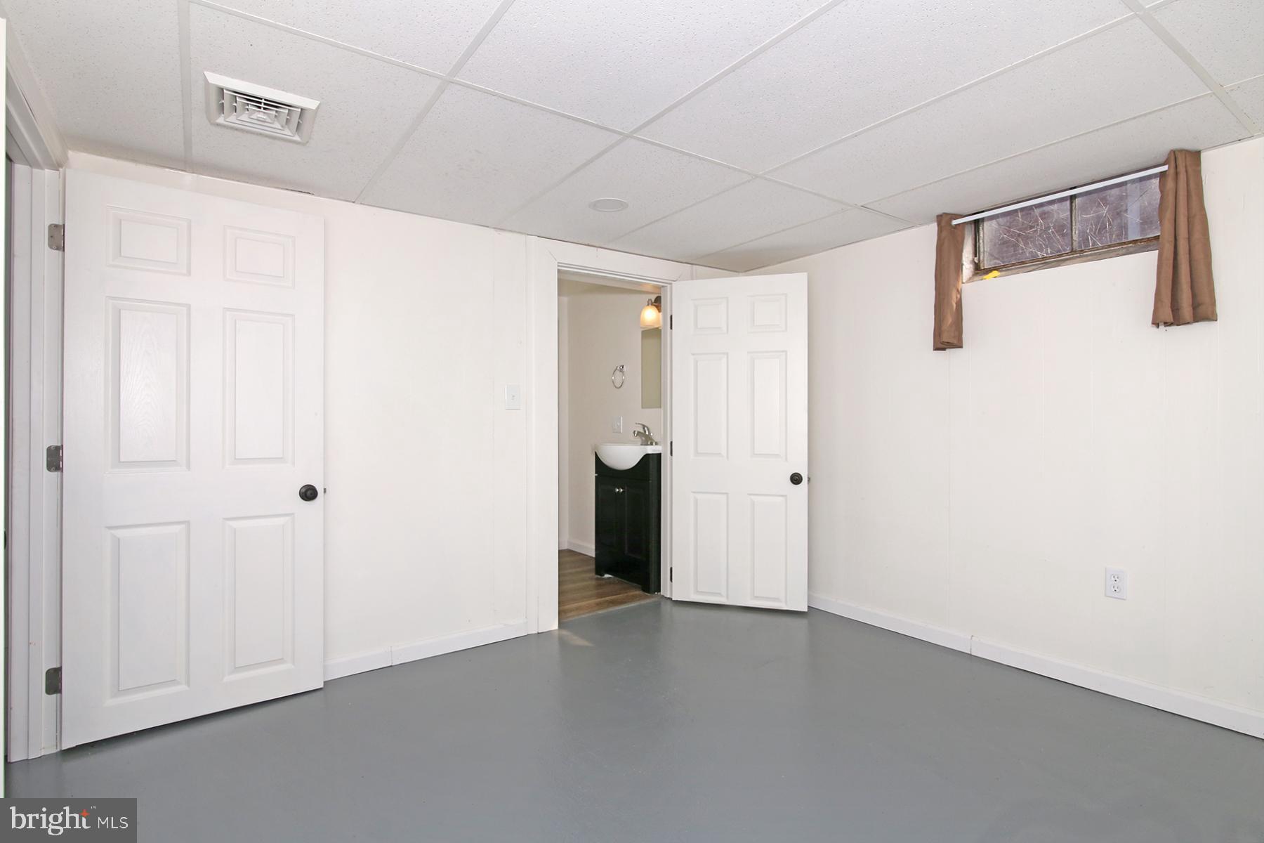 900 State Drive Lebanon, PA 17042 - Photo 35 of 38 Gallery Image 35