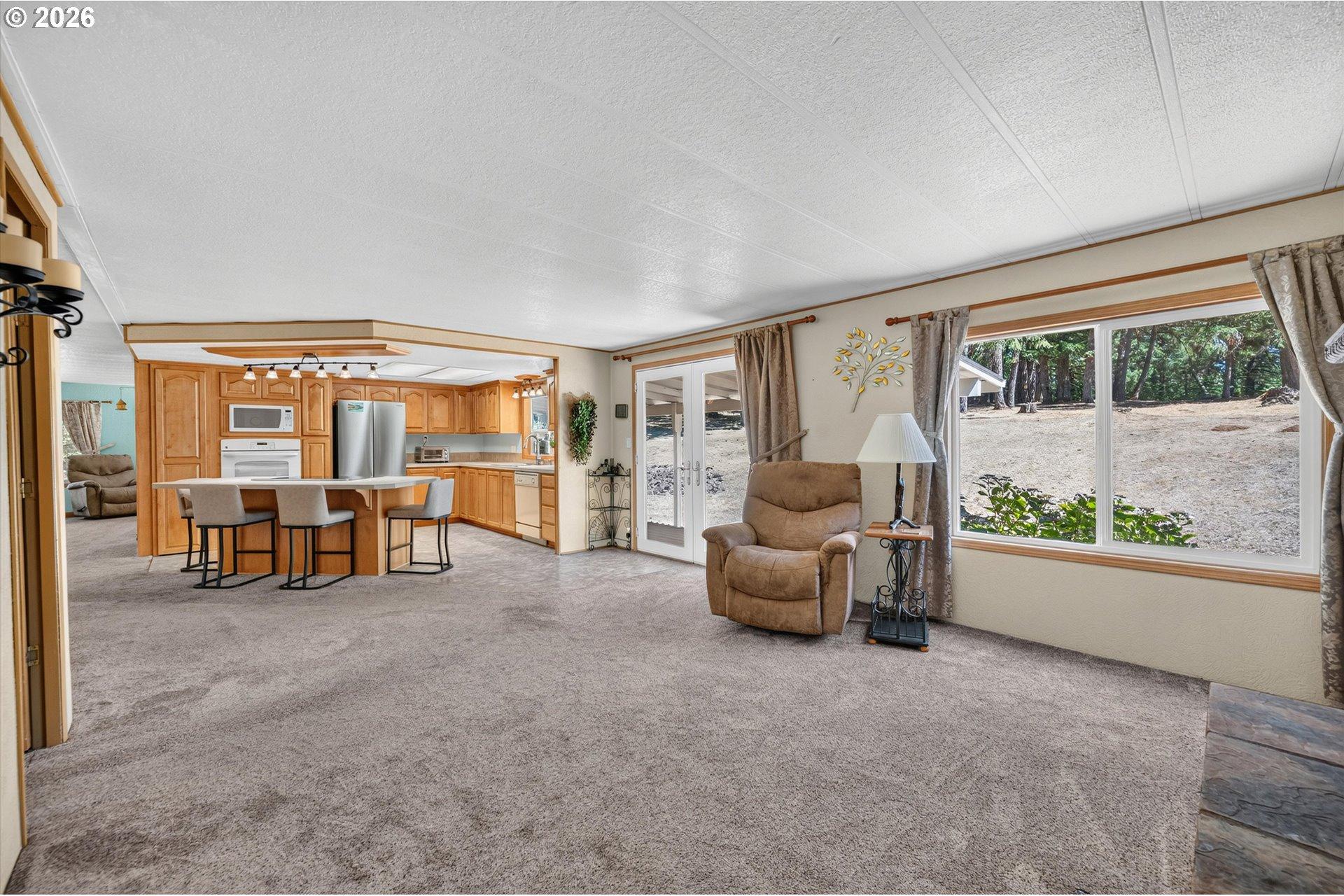 1111 Pioneer Road Dallas, OR 97338 - Photo 9 of 48 Gallery Image 9
