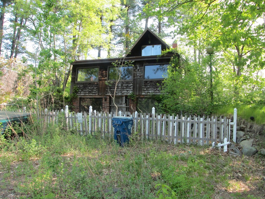 9 Dell Hollow Road Billerica, MA 01821 - Photo 15 of 41 Gallery Image 15