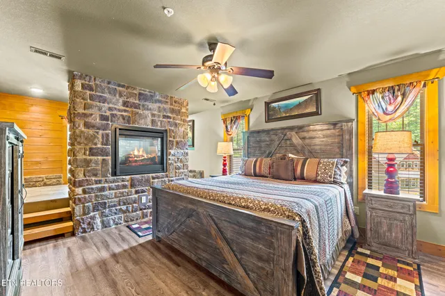 $1,249,000 | 1123 Anastasia Way, Gatlinburg, TN 37738