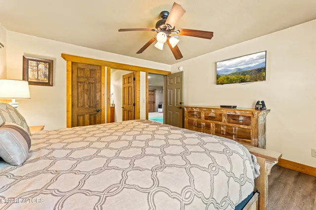 $1,249,000 | 1123 Anastasia Way, Gatlinburg, TN 37738