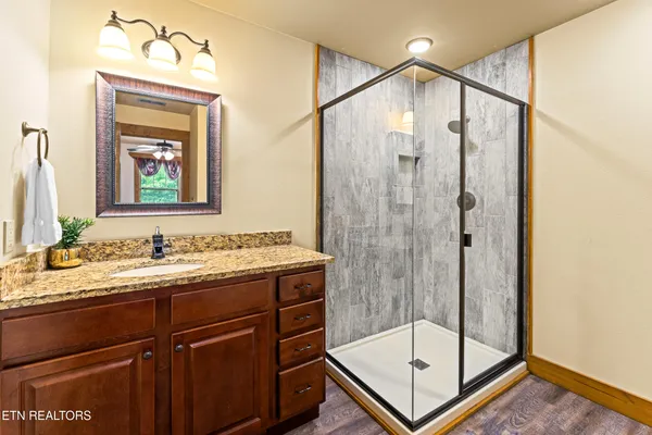 $1,200,000 | 1123 Anastasia Way, Gatlinburg, TN 37738