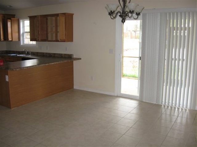 115 State Rd S-23-589 Greenville, SC 29617 - Photo 4 of 6 Gallery Image 4