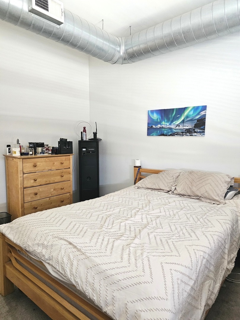 2323 West Pershing Road, Unit 522 Chicago, IL 60609 - Photo 16 of 24 Gallery Image 16