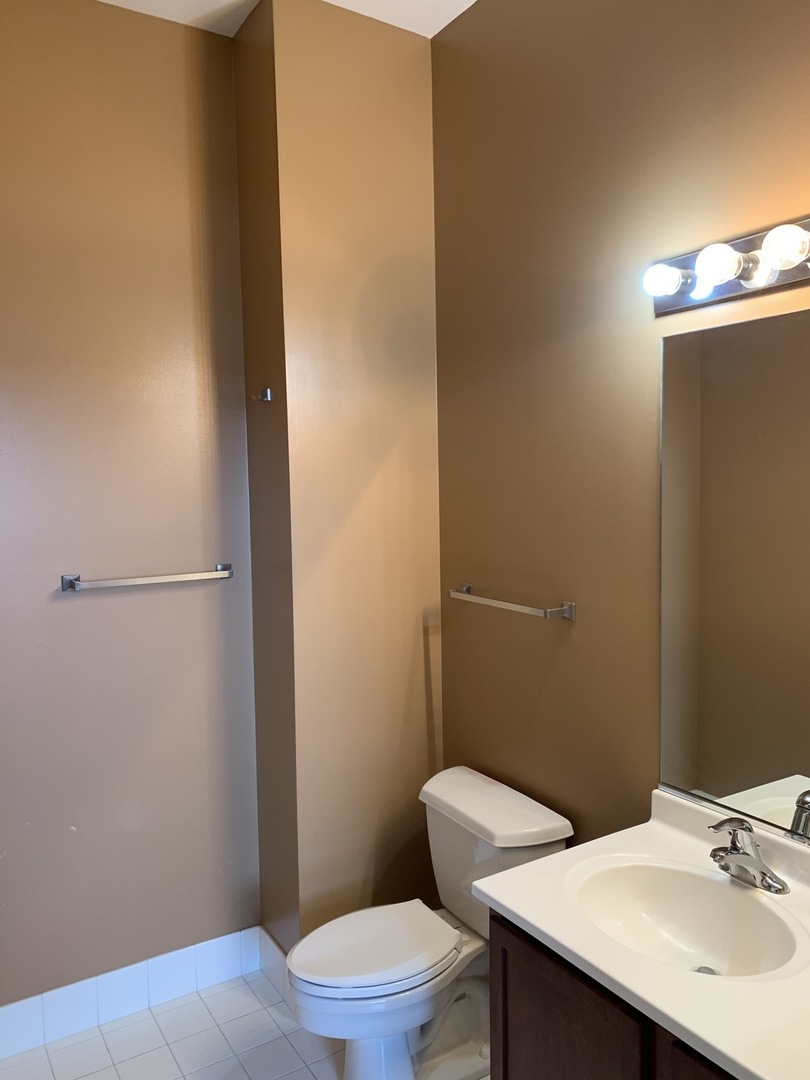2323 West Pershing Road, Unit 522 Chicago, IL 60609 - Photo 18 of 24 Gallery Image 18
