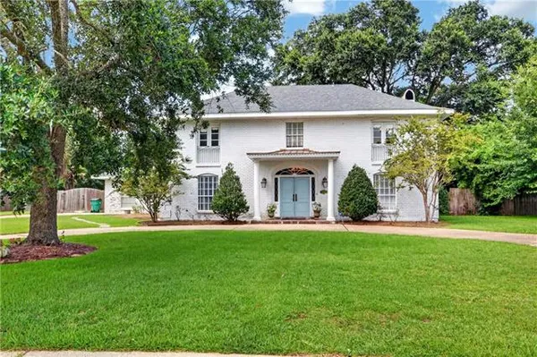 $499,000 | 3605 Joyce Drive, Mandeville, LA 70448