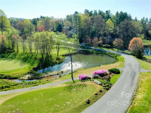 $50,000 | 324 Mountain Crest Drive, Unit 38, Hendersonville, NC 28739