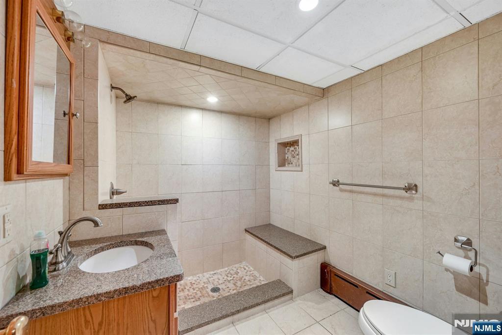 26 Alpine Drive Wayne, NJ 07470 - Photo 36 of 45
