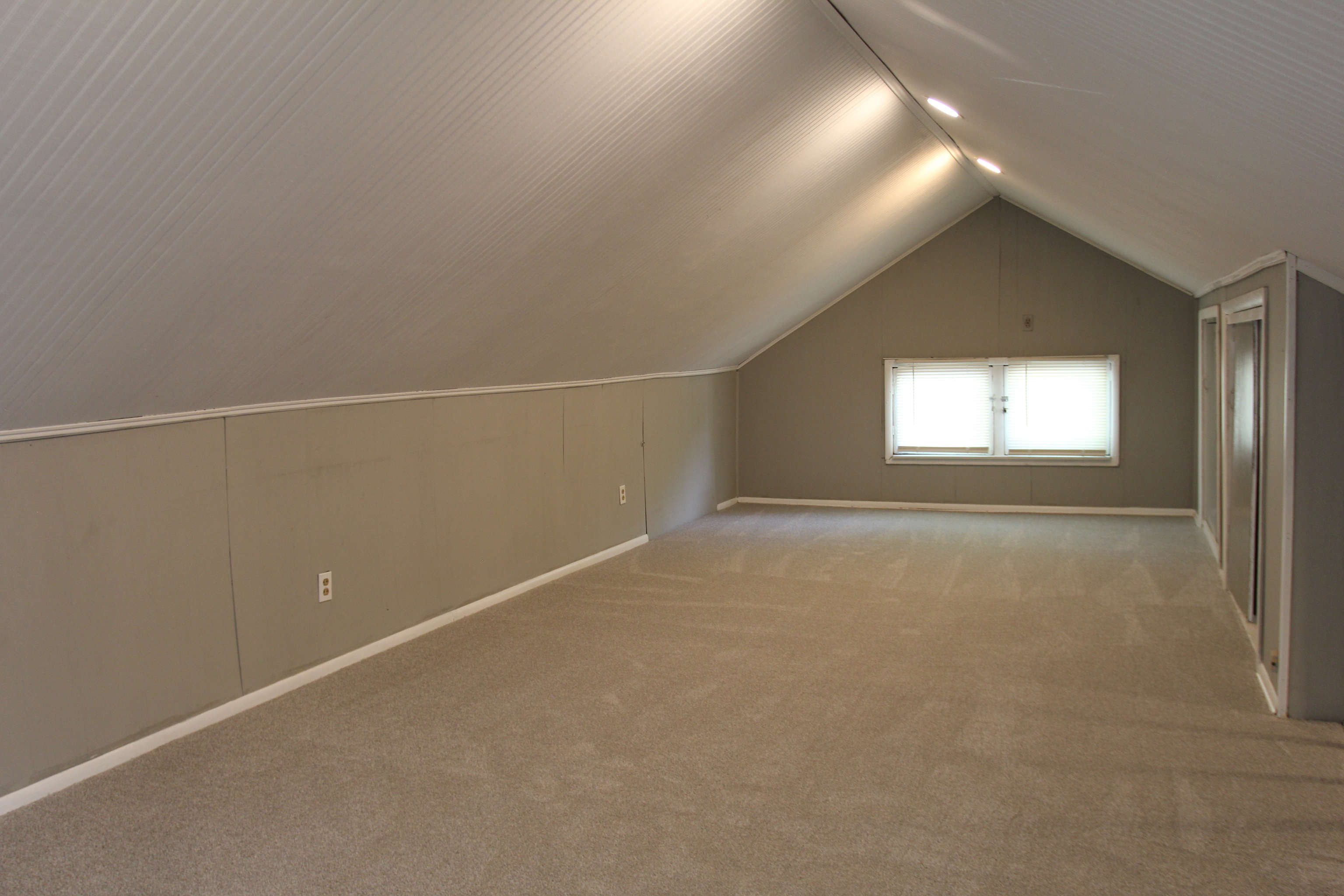 4053 Ruckle Street Indianapolis, IN 46205 - Photo 16 of 18 Gallery Image 16