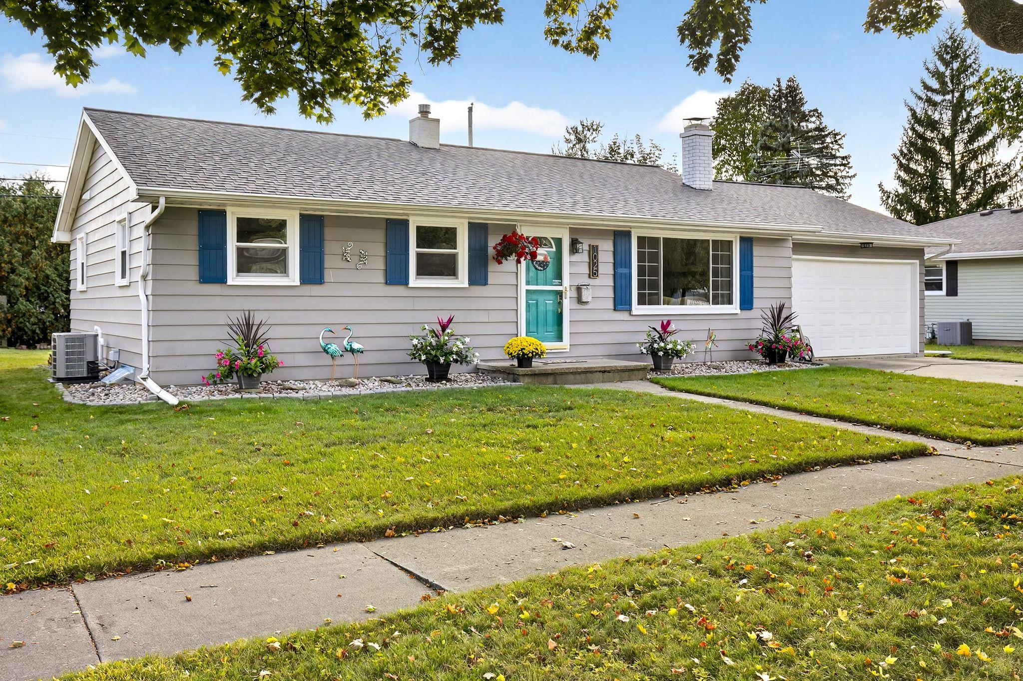 1025 West Roberts Avenue Appleton, WI 54914 - Photo 1 of 1 Gallery Image 1