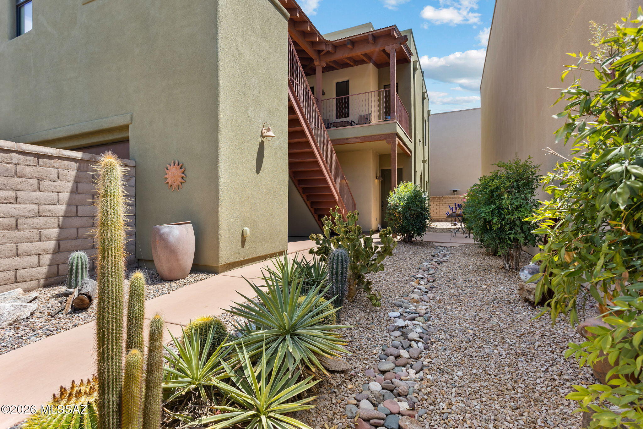 470 East Cedarvale Road Tucson, AZ 85704 - Photo 2 of 35
