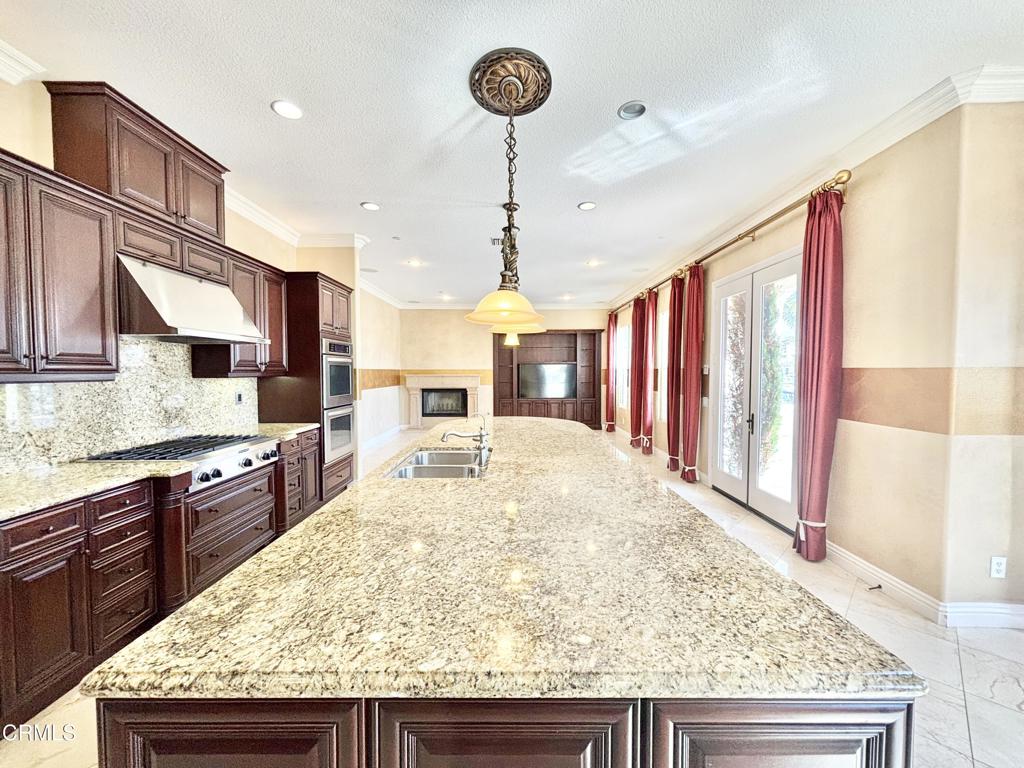 1702 Aleutian Way Oxnard, CA 93035 - Photo 20 of 73