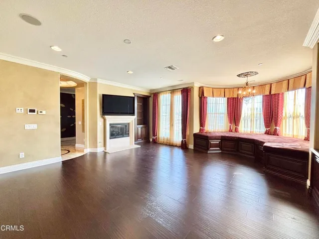 $5,695 | 1702 Aleutian Way, Oxnard, CA 93035