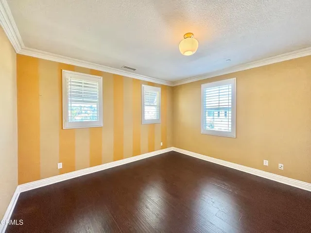 $5,695 | 1702 Aleutian Way, Oxnard, CA 93035