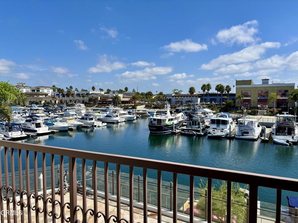 1702 Aleutian Way Oxnard, CA 93035 - Photo 72 of 73 a view of a lake with city