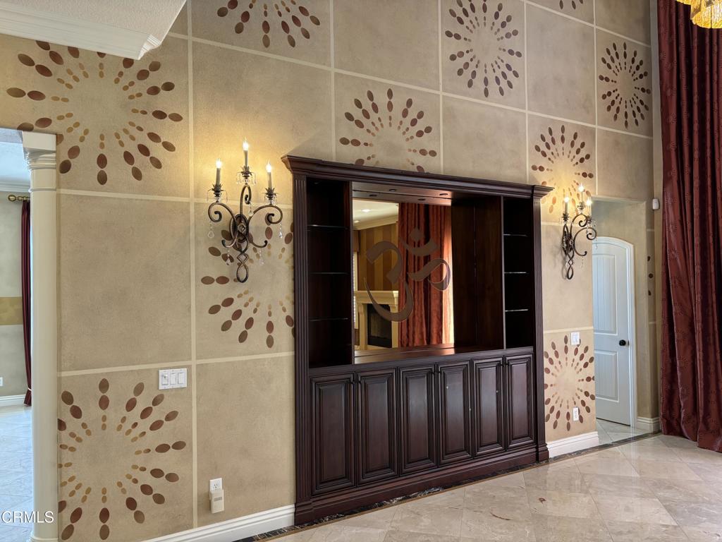 1702 Aleutian Way Oxnard, CA 93035 - Photo 8 of 73