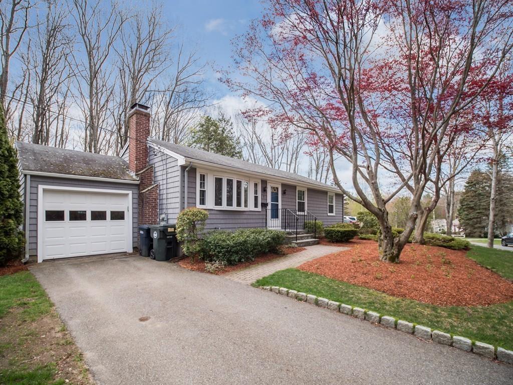 4 Chestnut Hill Road Holden, MA 01520 - Photo 1 of 31 Gallery Image 1