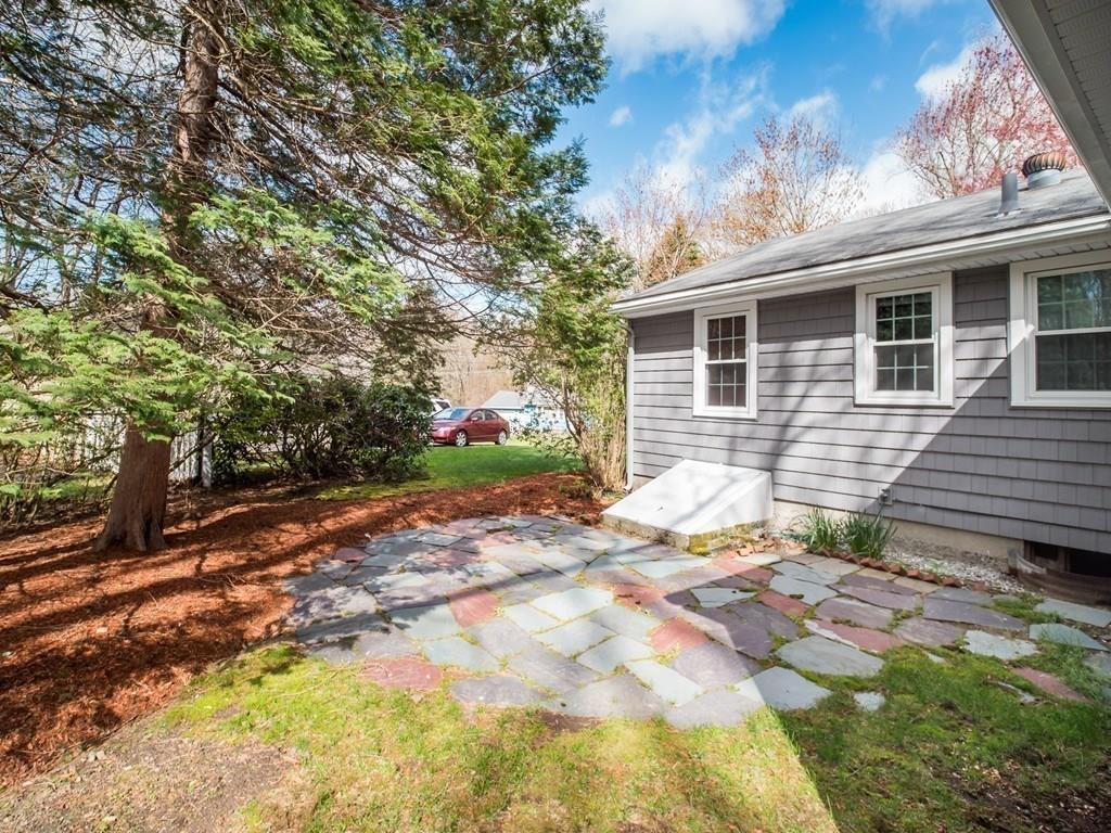 4 Chestnut Hill Road Holden, MA 01520 - Photo 30 of 31 Gallery Image 30
