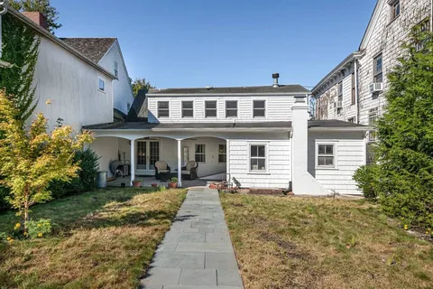 $13,750,000 | 3 Madison Street, Sag Harbor, NY 11963