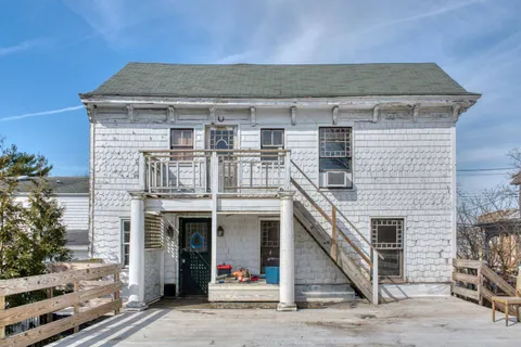 $13,750,000 | 3 Madison Street, Sag Harbor, NY 11963