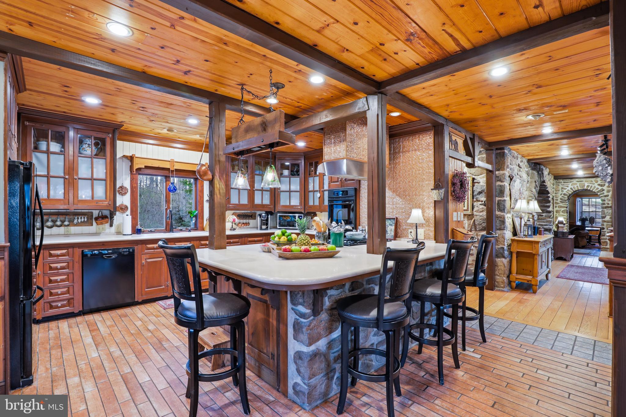 28 Ruppert School Road Fleetwood, PA 19522 - Photo 4 of 81