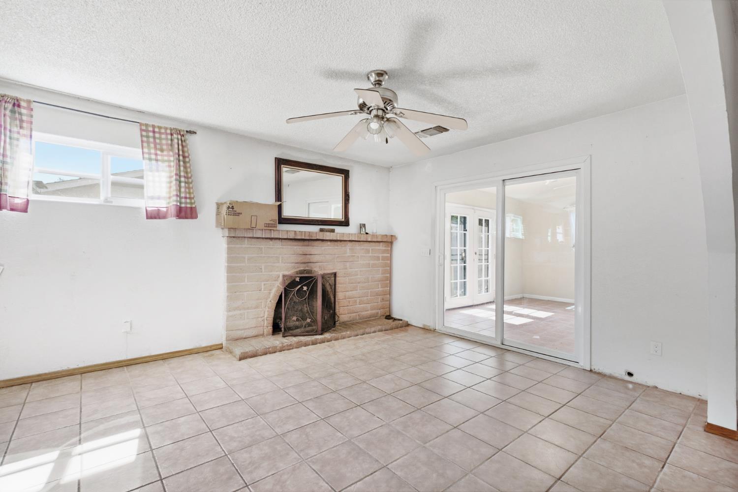 432 Gibson Road Woodland, CA 95695 - Photo 7 of 17