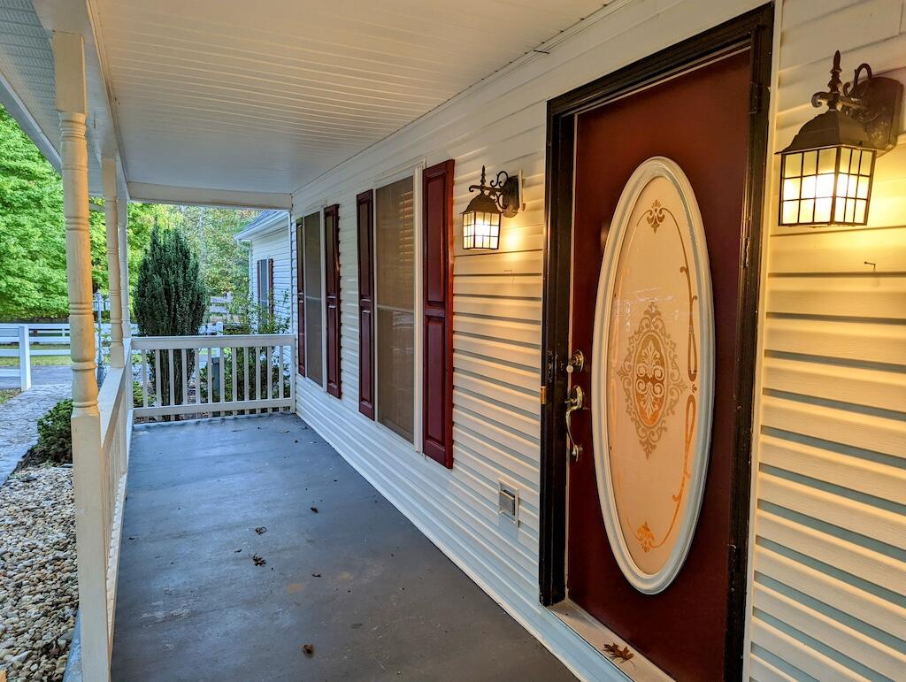200 Byway Road Huddleston, VA 24104 - Photo 13 of 54 1 (19)