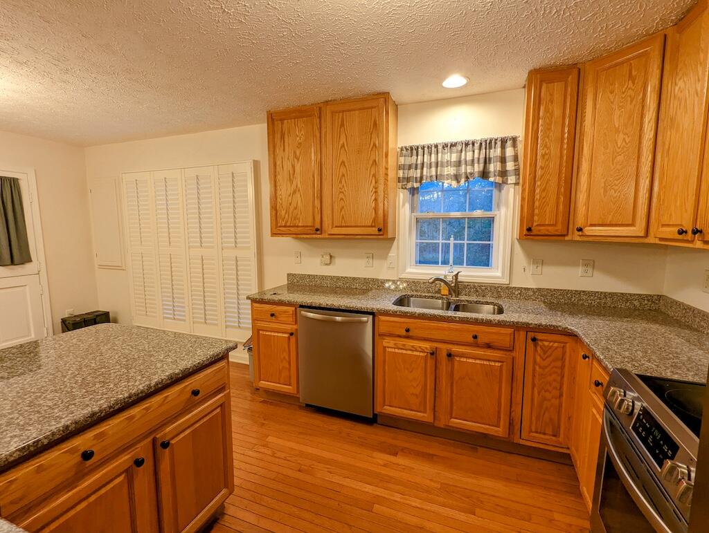 200 Byway Road Huddleston, VA 24104 - Photo 20 of 54 1 (24)