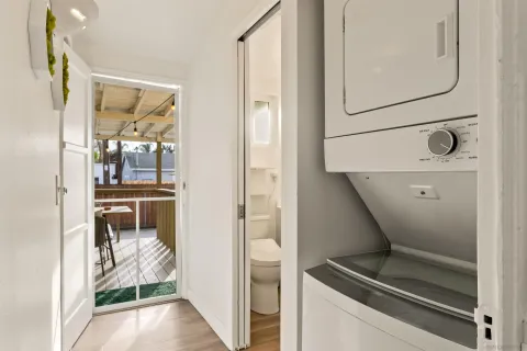 a view of utility room