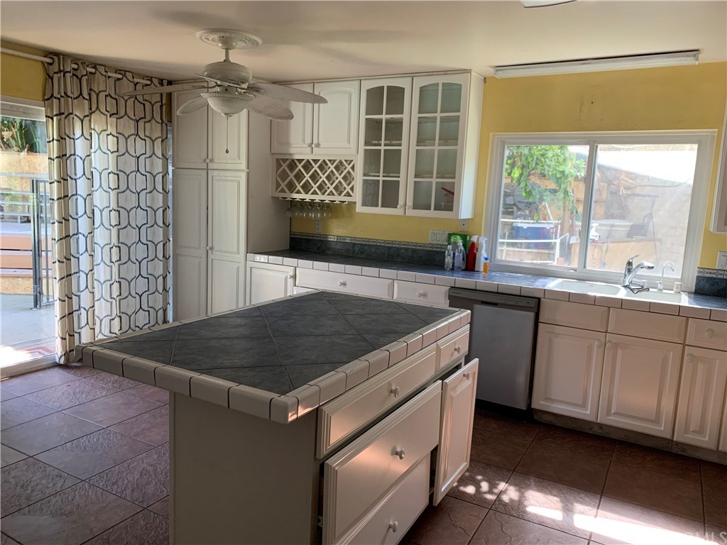 23226 Cavanaugh Road Lake Forest, CA 92630 - Photo 3 of 8 Gallery Image 3